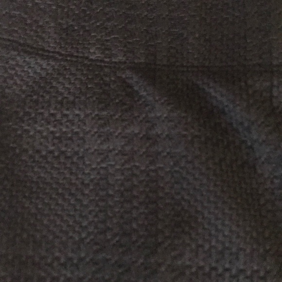 Banana Republic black pencil skirt - Picture 3 of 4